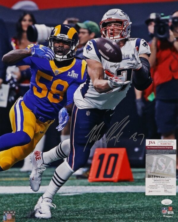 Rob Gronkowski New England Patriots Autographed 16x20 Photo