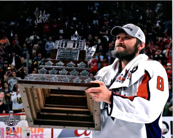 Alex Ovechkin Washington Capitals Autographed 16" x 20" Holding Conn Smythe Photograph