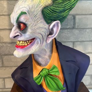 canada-collectables-joker-bust-300x300