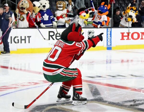 N.J. Devil New Jersey Devils Unsigned Goal Celebration Photograph