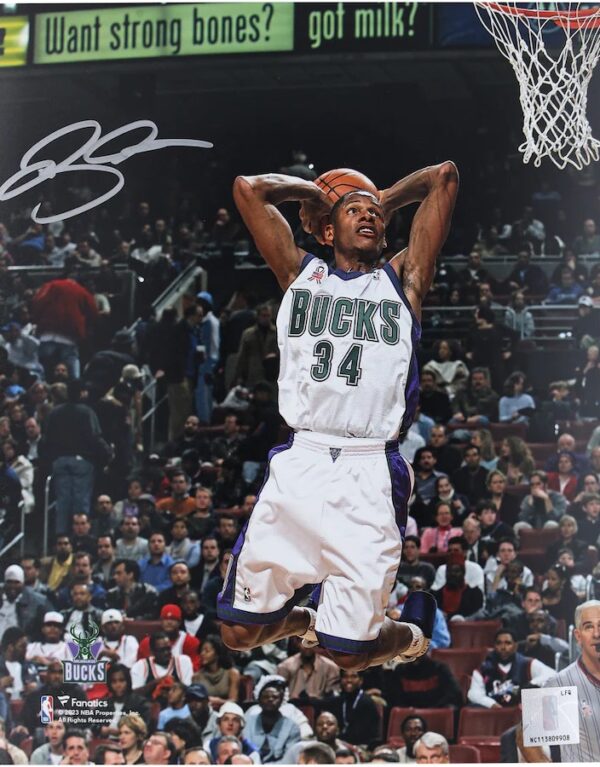 Ray Allen Milwaukee Bucks Autographed 8" x 10" Two Hand Dunk Photograph