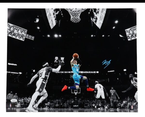 LaMelo Ball Charlotte Hornets Autographed 16x20 Photo